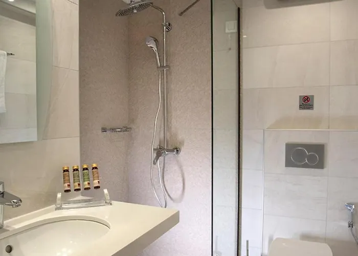 Nafplia Terra 4* נאפפליו