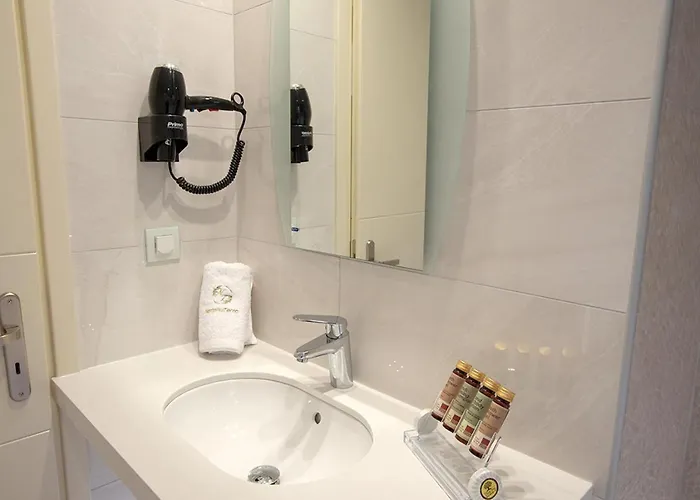 Nafplia Terra נאפפליו