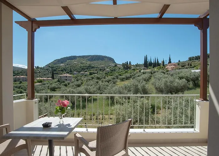 Nafplia Terra 4* נאפפליו