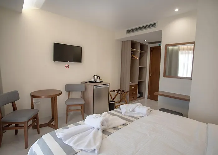 Nafplia Terra מלון דירות 4*