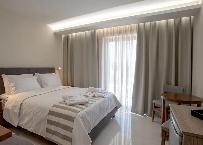 מלון דירות Nafplia Terra 4*